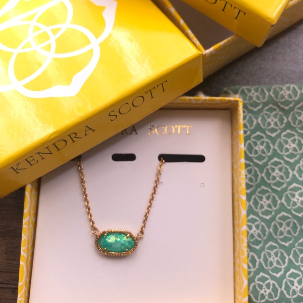Kendra Scott Necklace